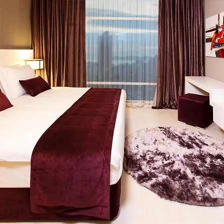Aparthotel Oezay